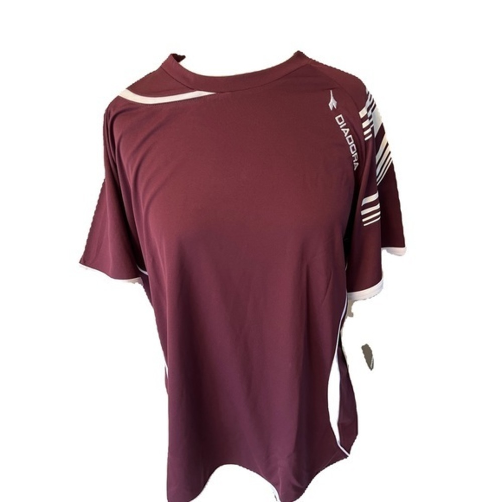 Diadora jersey XL. Maroon and white. NWT. M12.‎